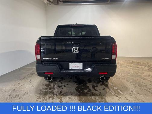 2022 Honda Ridgeline Black