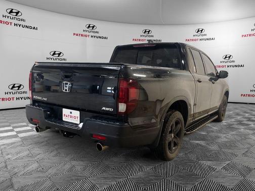 2022 Honda Ridgeline Black