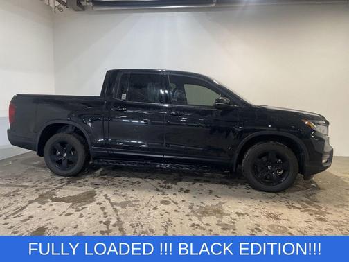 2022 Honda Ridgeline Black