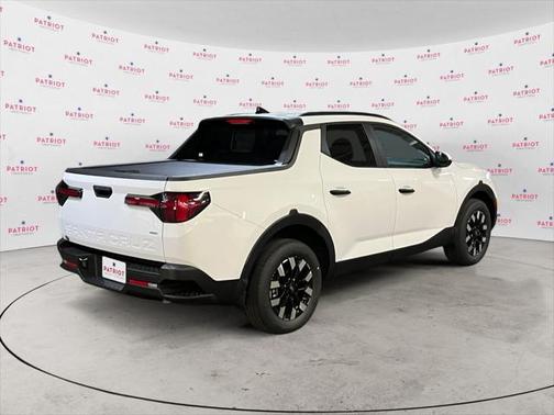 2025 Hyundai SANTA CRUZ SEL Activity