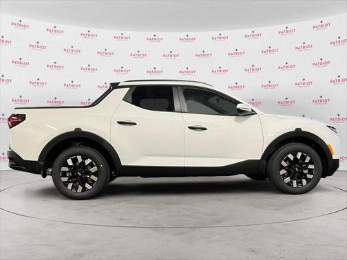 2025 Hyundai SANTA CRUZ SEL Activity