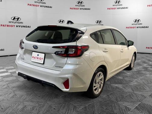 2025 Subaru Impreza Base