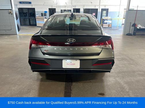 2025 Hyundai ELANTRA Sport
