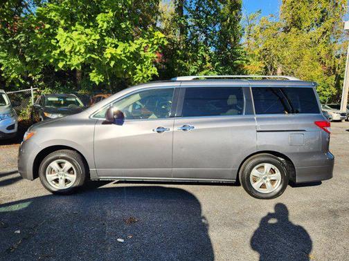 2016 Nissan Quest SV
