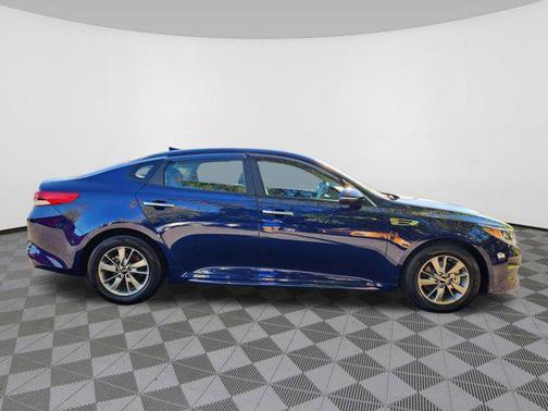 2016 Kia Optima LX Turbo
