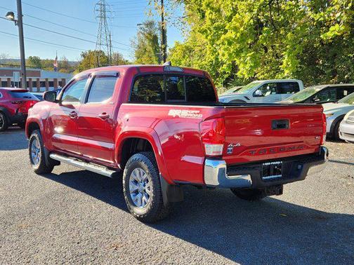 2017 Toyota Tacoma SR5