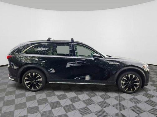 2024 Mazda CX-90 PHEV Premium Plus