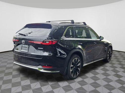 2024 Mazda CX-90 PHEV Premium Plus