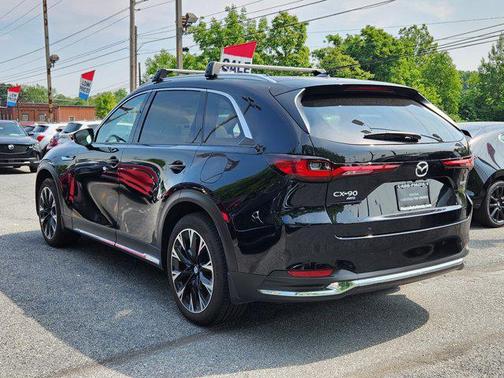 2024 Mazda CX-90 PHEV Premium Plus