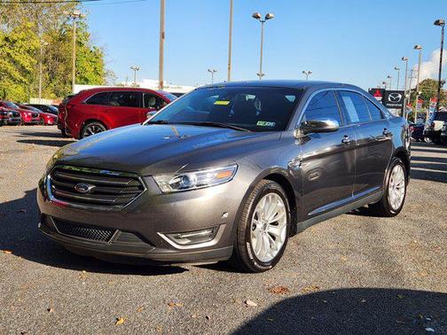 2017 Ford Taurus Limited