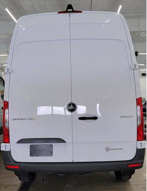 Arctic White 2025 Mercedes-Benz Sprinter 2500 Standard Roof