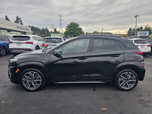 Ultra Black Pearl 2022 Hyundai KONA N Line