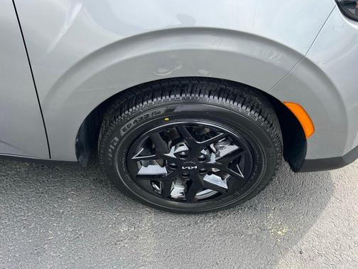 Steel Gray 2023 Kia Soul LX