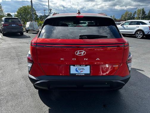 Soultronic Orange Pearl 2026 Hyundai KONA SEL Sport