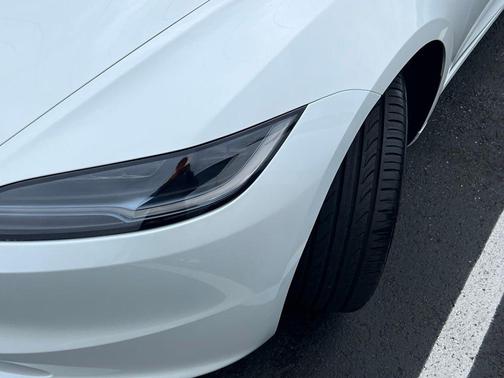 Pearl White Multi-Coat 2025 Tesla Model 3 Long Range