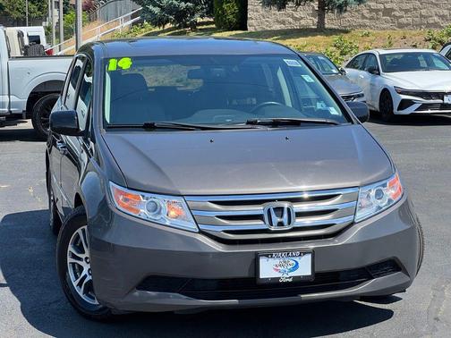 Polished Metal Metallic 2013 Honda Odyssey EX-L
