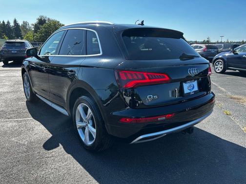 Brilliant Black 2020 Audi Q5 45 Premium Plus