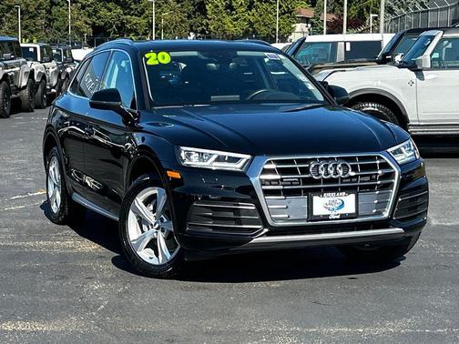 Brilliant Black 2020 Audi Q5 45 Premium Plus
