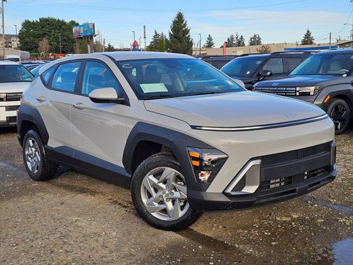Cyber Gray Metallic 2026 Hyundai KONA SE