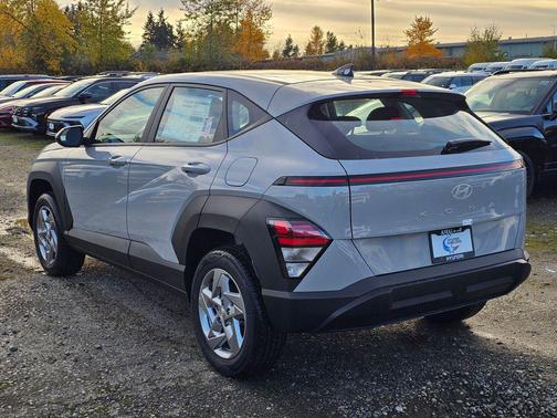 Cyber Gray Metallic 2026 Hyundai KONA SE