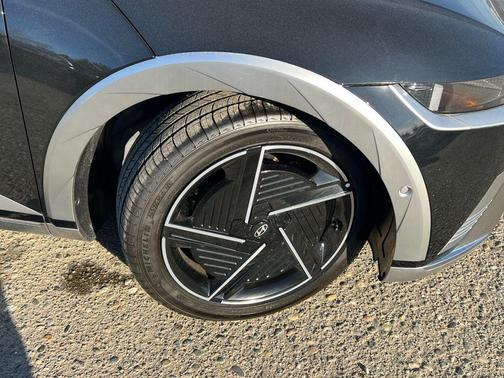 Abyss Black 2026 Hyundai IONIQ 5 Limited