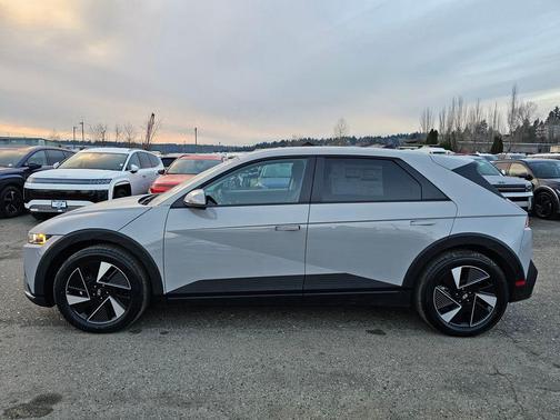 Cyber Gray 2026 Hyundai IONIQ 5 SE