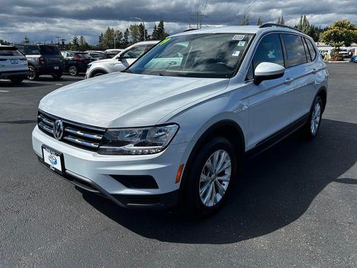 White Silver Metallic 2019 Volkswagen Tiguan 2.0T SE 4MOTION