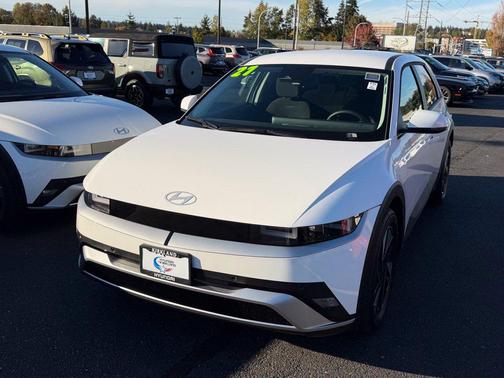 Atlas White 2027 Hyundai IONIQ 5 SE