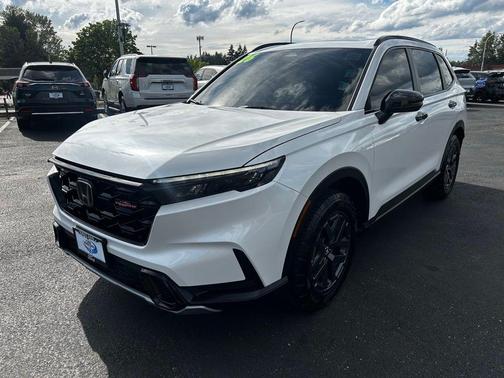 Platinum White Pearl 2026 Honda CR-V Hybrid TrailSport AWD