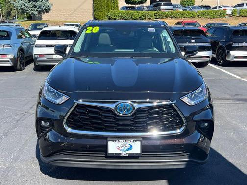 Opulent Amber 2020 Toyota Highlander Hybrid Limited