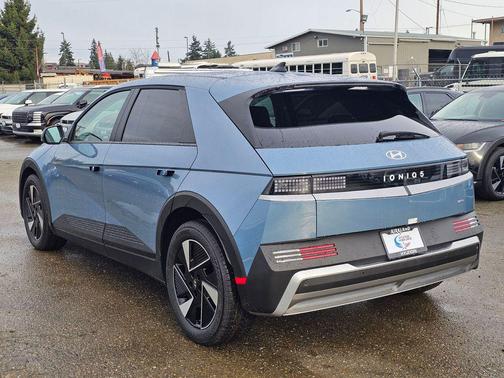Lucid Blue 2026 Hyundai IONIQ 5 SEL