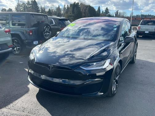 2024 Tesla Model X Base