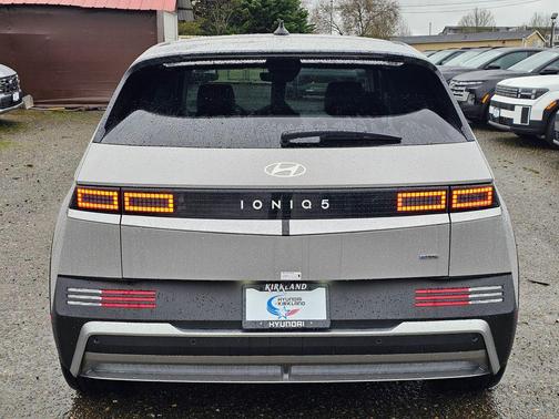 Cyber Gray 2026 Hyundai IONIQ 5 SEL