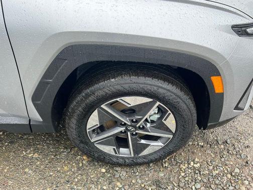 Shimmering Silver 2026 Hyundai TUCSON SEL