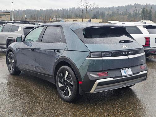 Digital Teal 2026 Hyundai IONIQ 5 SE