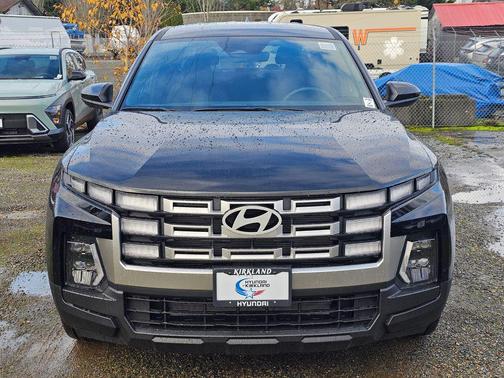 Phantom Black 2026 Hyundai SANTA CRUZ SE