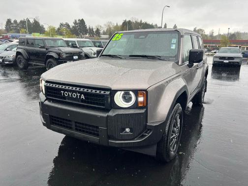 Meteor Shower 2025 Toyota Land Cruiser 1958