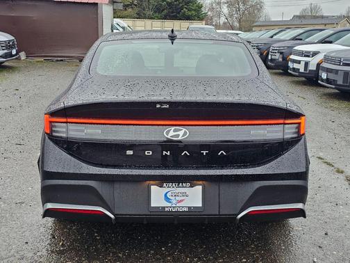 2026 Hyundai SONATA SE