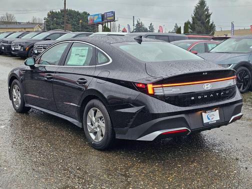 2026 Hyundai SONATA SE