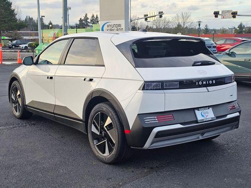 Atlas White 2026 Hyundai IONIQ 5 SEL