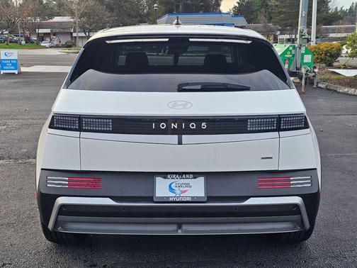 Atlas White 2026 Hyundai IONIQ 5 SEL