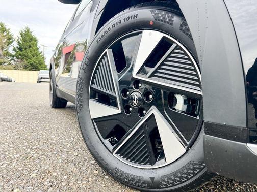 Abyss Black 2026 Hyundai IONIQ 5 SEL