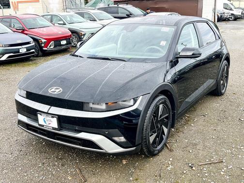 Abyss Black 2026 Hyundai IONIQ 5 SEL