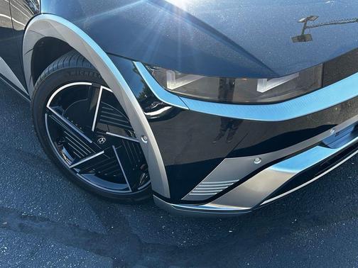 Abyss Black 2026 Hyundai IONIQ 5 Limited