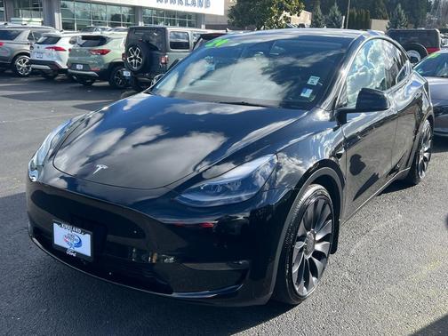 2024 Tesla Model Y Performance