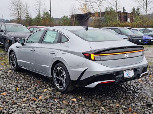 2026 Hyundai SONATA SEL