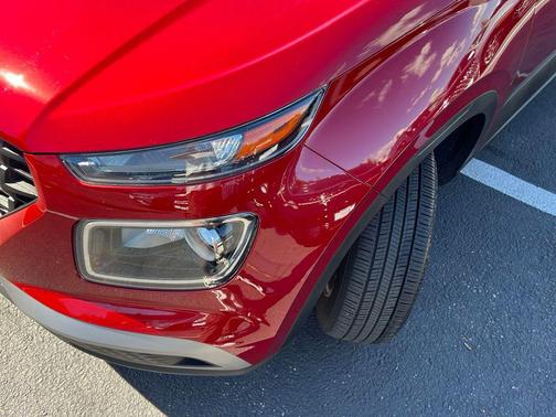 Ultimate Red 2025 Hyundai VENUE SE
