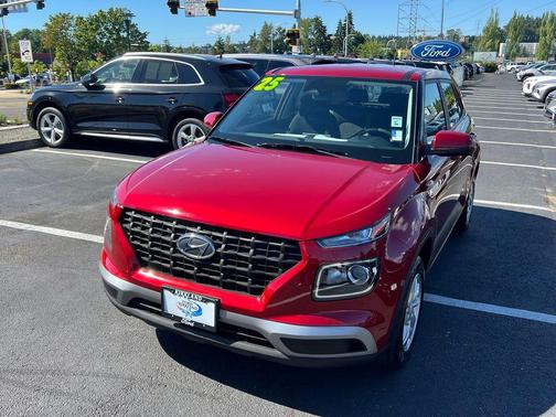 Ultimate Red 2025 Hyundai VENUE SE