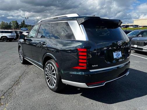 Robust Emerald Pearl 2026 Hyundai Palisade Hybrid Calligraphy