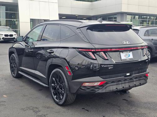 Black Pearl 2024 Hyundai TUCSON XRT